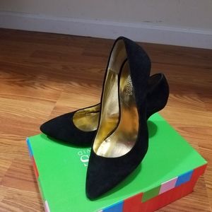 Black Suede Shoes 6.0